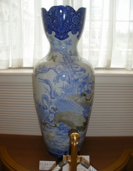 【染付鶴梅花文】花瓶2